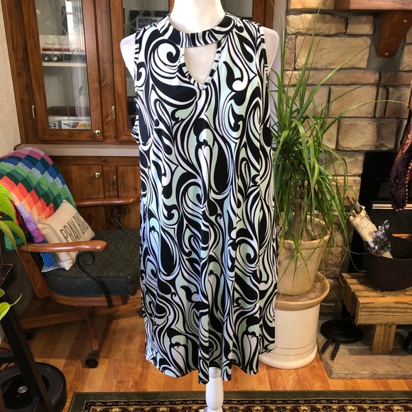 CATO SIZE XLARGE MINT GREEN AND BLACK HIGH-NECK CUTOUT CHEST PAISLEY DRESS EUC - Picture 1 of 4